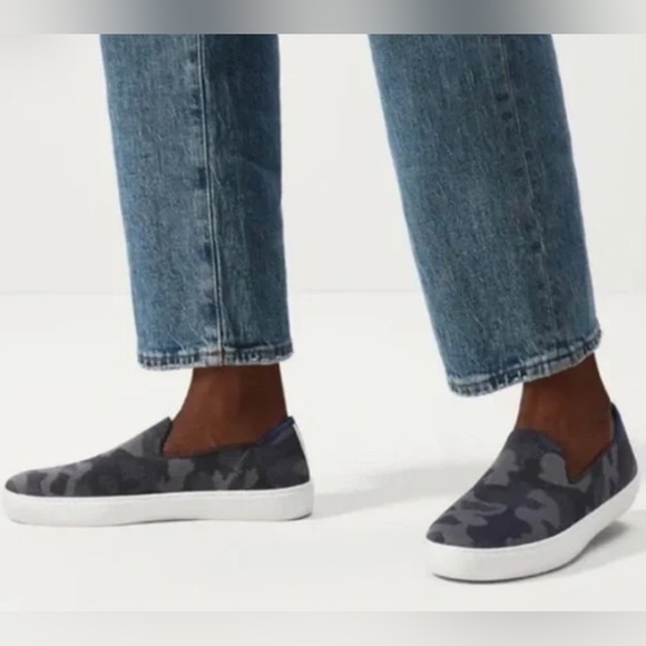 Rothy’s The Slip On Sneaker Grey Camo Print Comfort Casual Size 8.5 - Picture 1 of 10